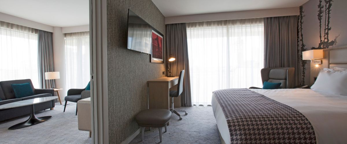 Holiday Inn Manchester Rooms